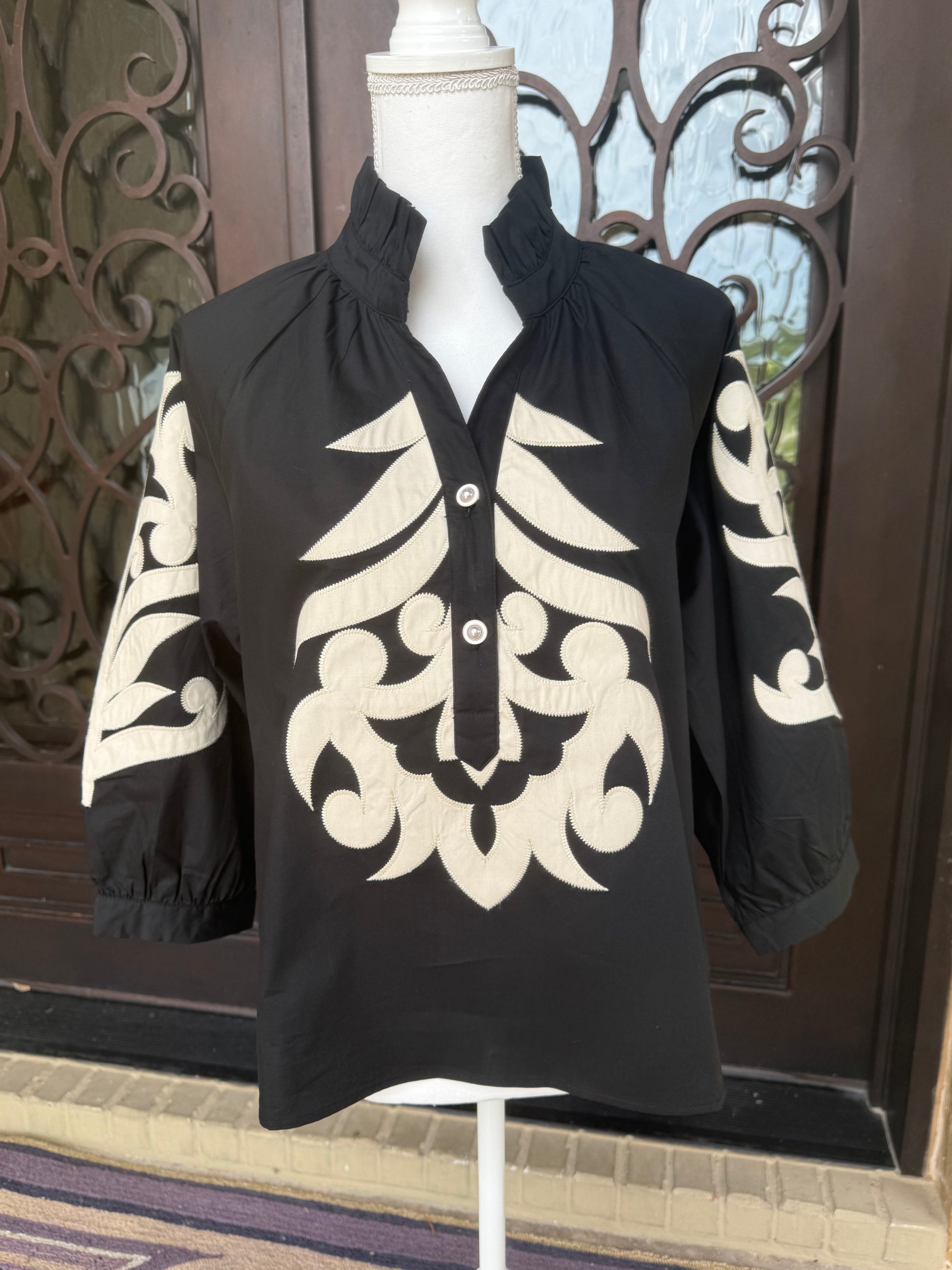 Chelsea Top-Black